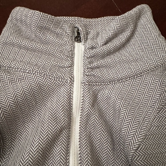 Lululemon Pullover - Excellent Used Condition - Picture 7 of 7